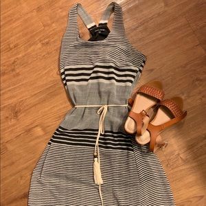 Ankle length dress from Sweet Rain. Size L